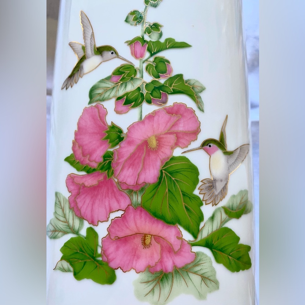 Vintage porcelain vase by Otagiri, hummingbirds and hollyhocks outlined in gold.